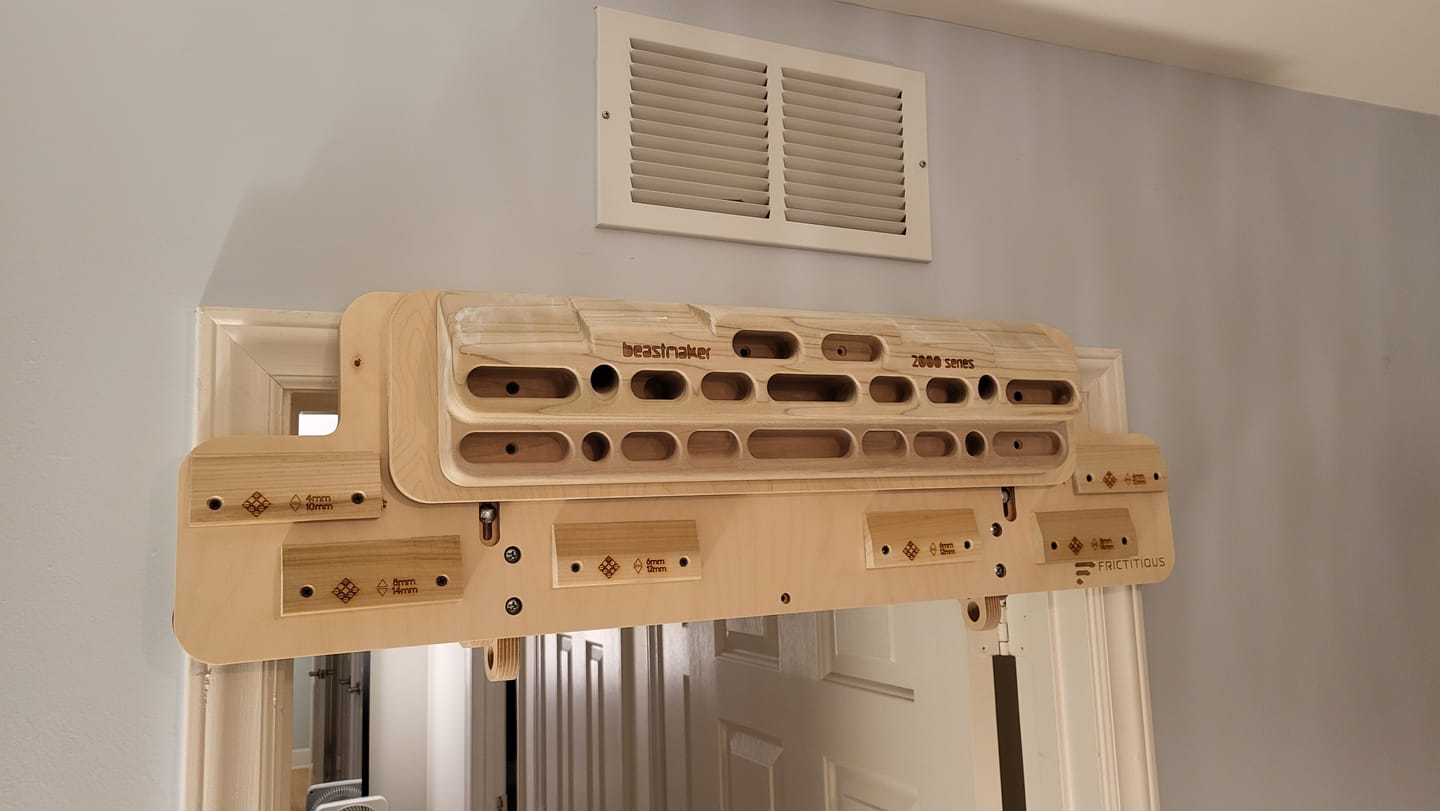 Customer photo review of Hangboard Swap Plate