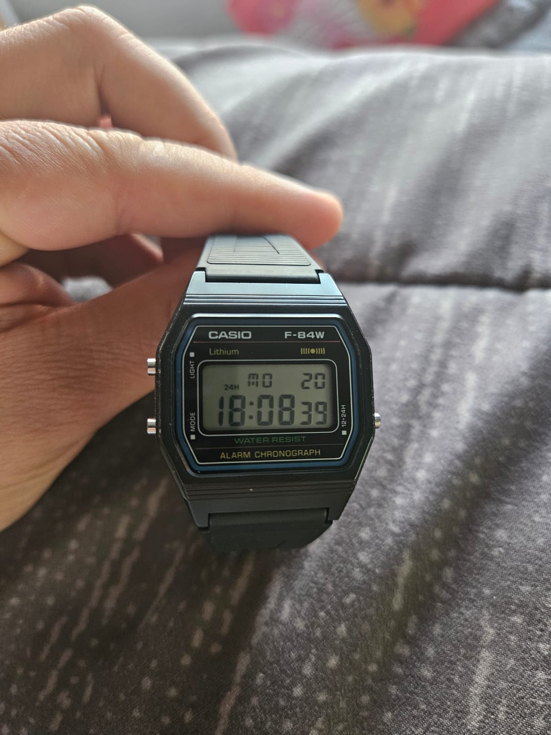 Customer photo review of Reloj Casio Vintage F-84W-1 Mercado Japonés JDM