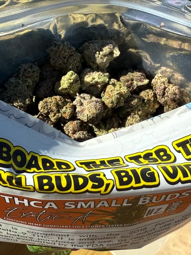 Customer photo review of 9 LB Hammer Exotic THCA Flower