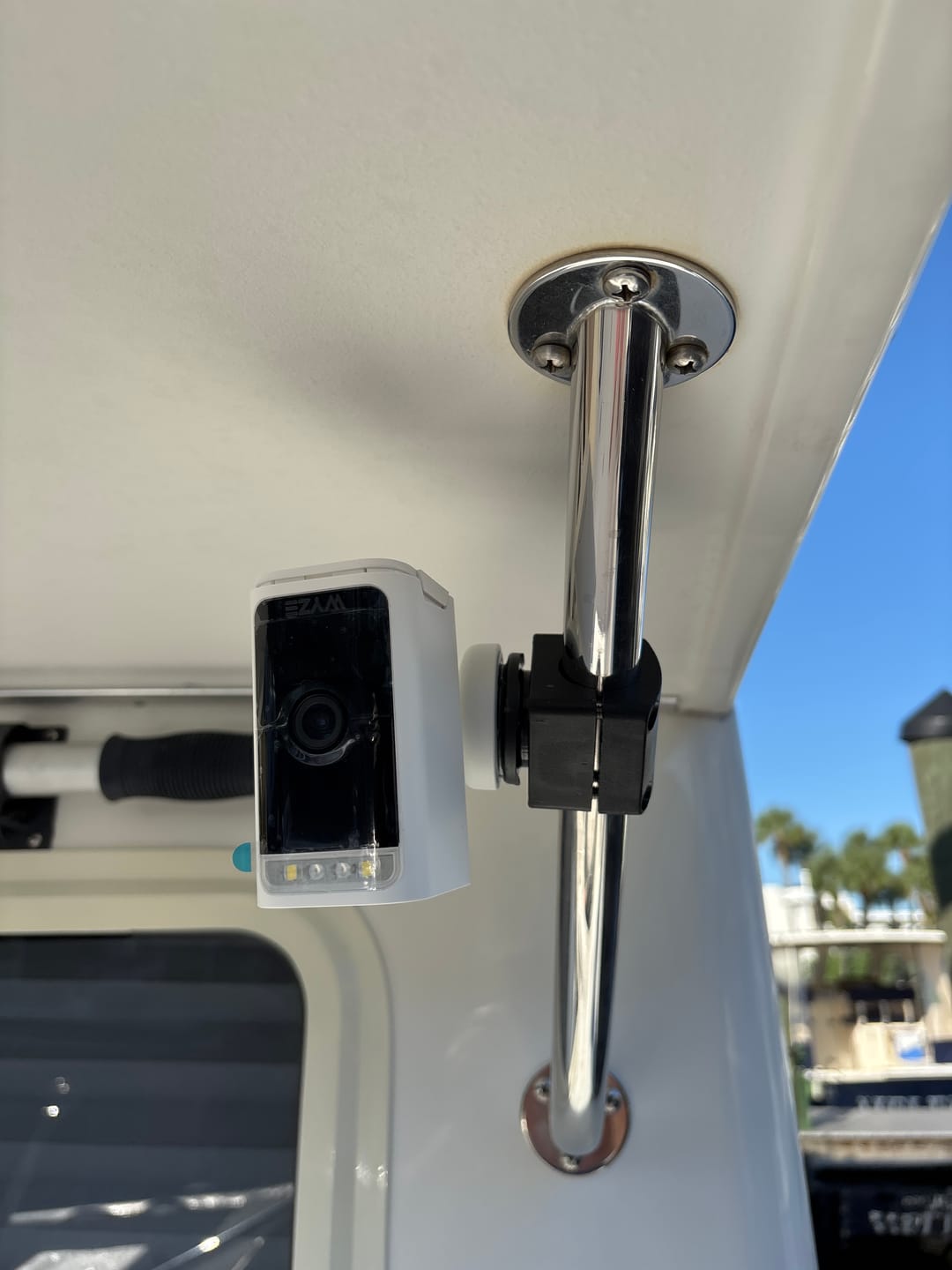 Customer photo review of Rail Mount TFR-402 For 7/8"-1" Rail Diameter