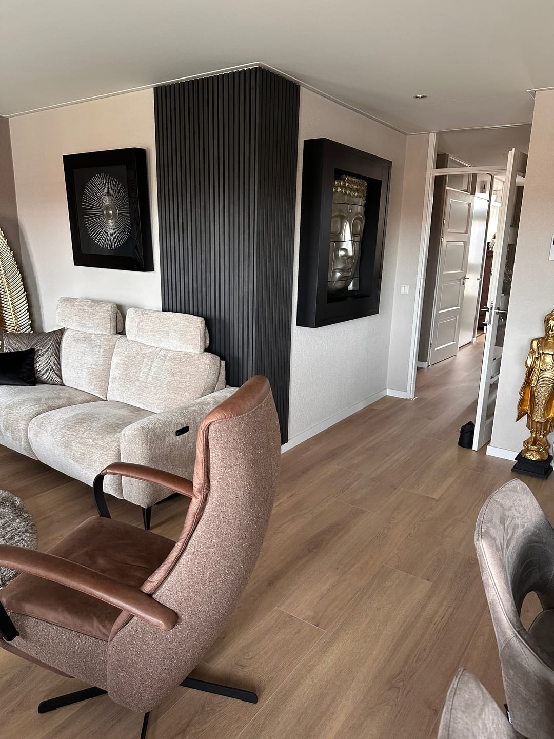 Customer photo review of AkuPanel Zwart Eiken-Hout | 240cm x 60cm | 3-zijdig écht houtfineer
