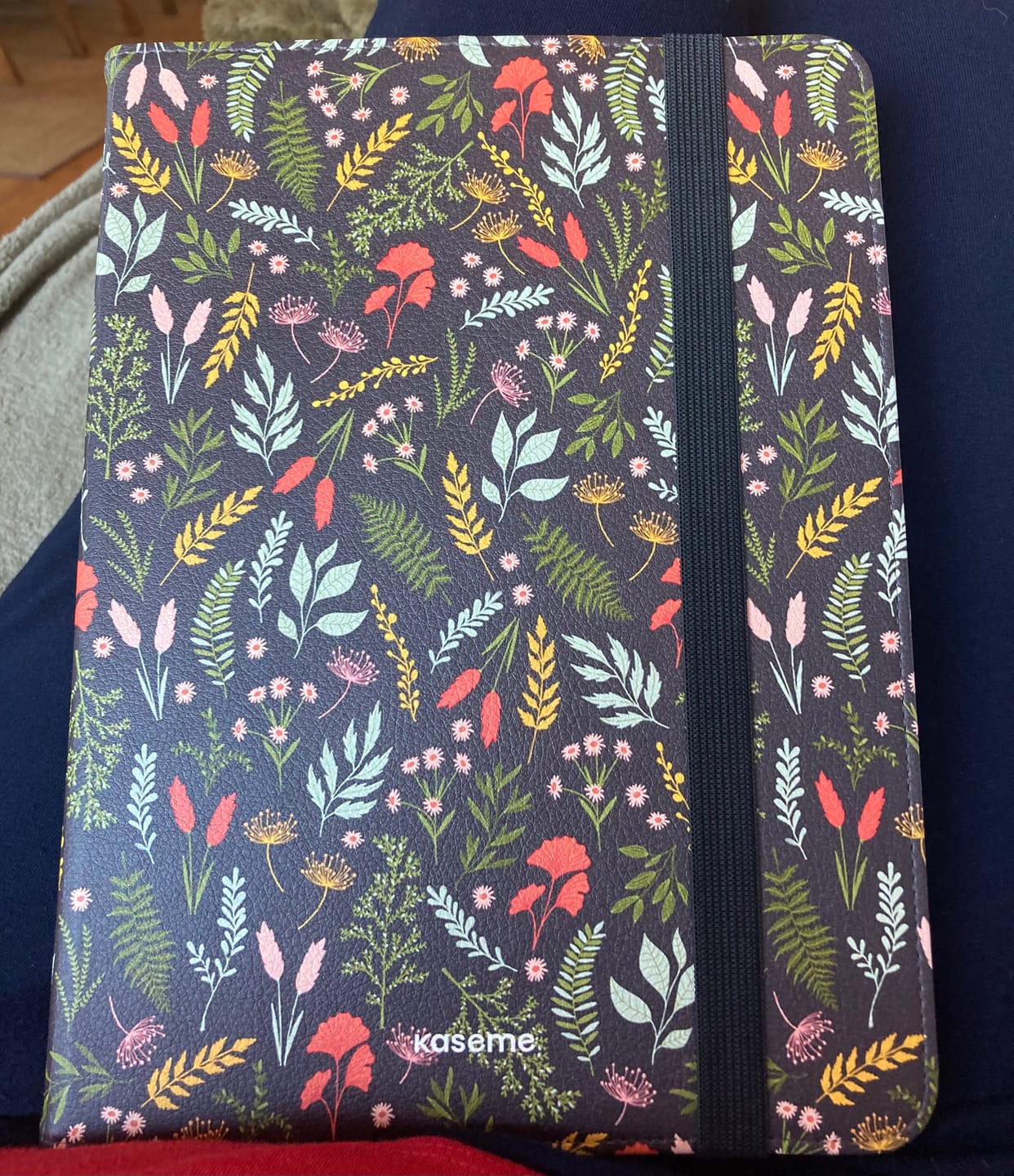 Customer photo review of Folia iPad Folio