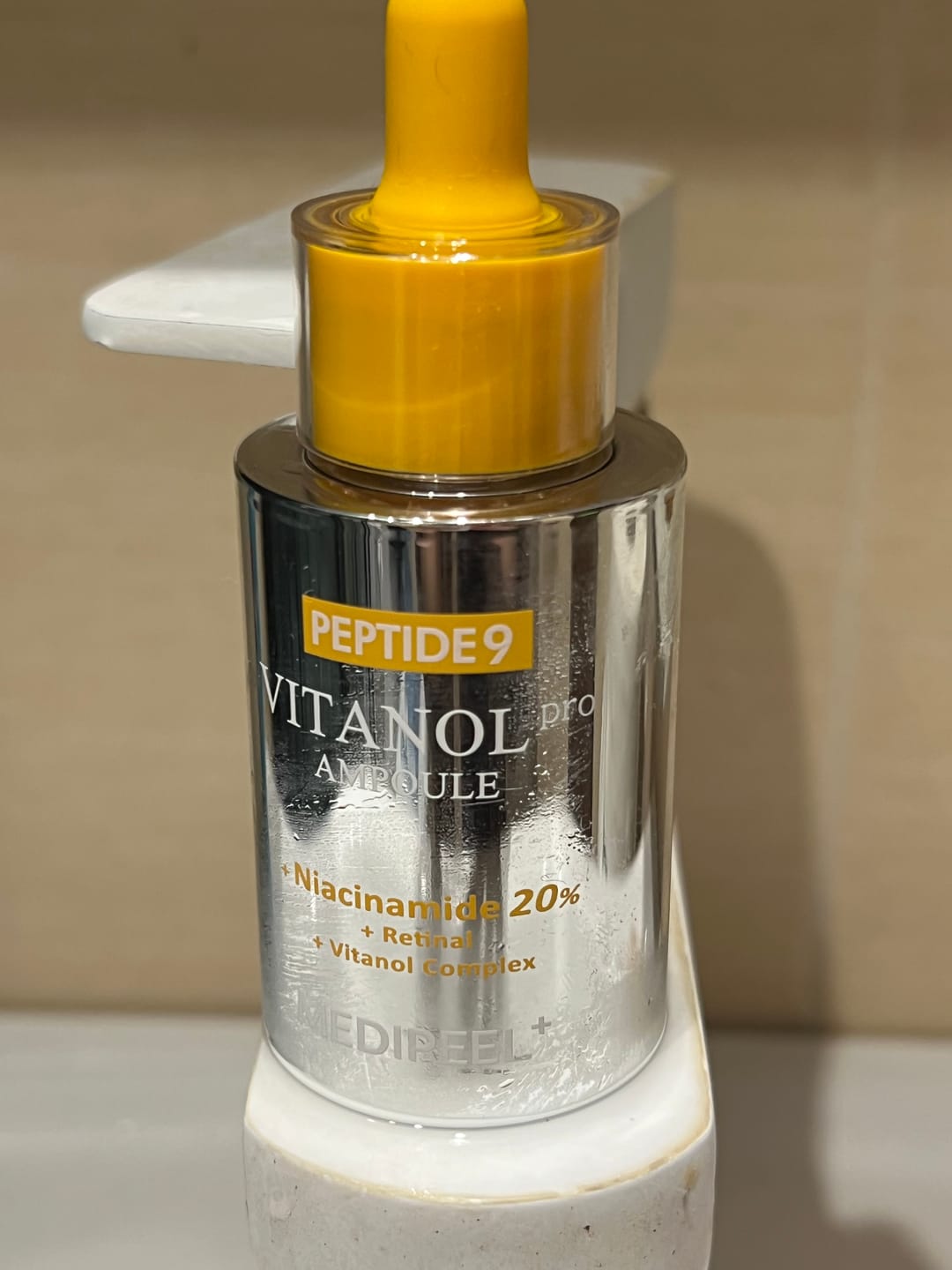 Customer photo review of Liftinga ampula ar peptīdiem un 20% niacinamīdu MEDI-PEEL Peptide 9 Vitanol Ampoule PRO