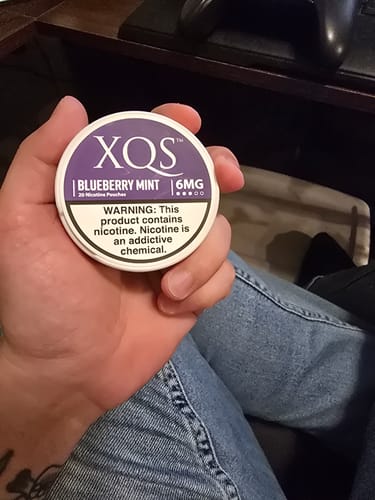 Customer photo review of Blueberry Mint Nicotine Pouches