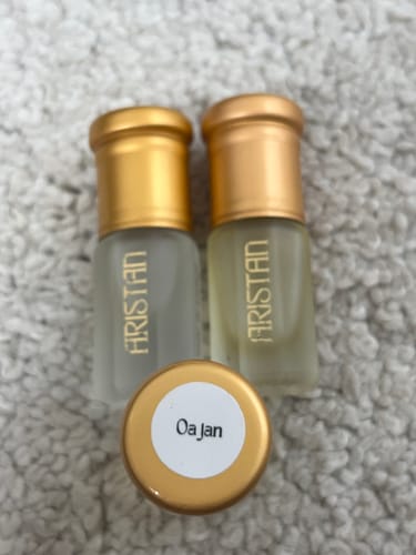 Customer photo review of Oaya