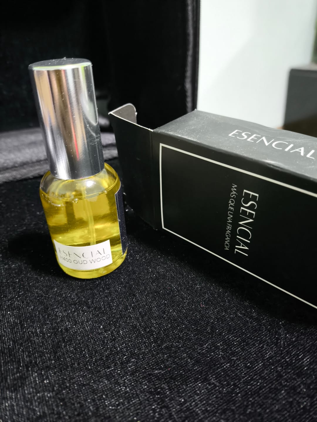 Customer photo review of H400 Inspirado en: Oud Wood - Tom Ford