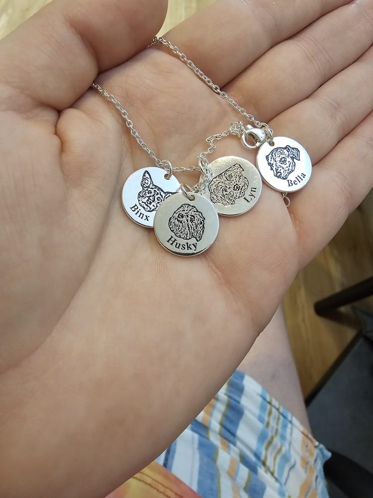 Customer photo review of Custom Pet Face Necklace