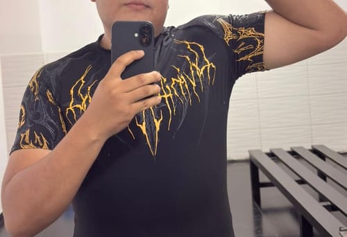 Customer photo review of Void Tech™ Nightfall Compression [RAICHU]