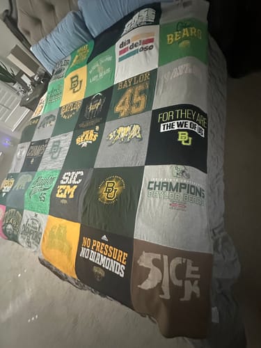 Customer photo review of Premium T Shirt Quilt