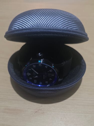 Customer photo review of YELLOW ROUND WATCH TRAVEL CASE WBOX121