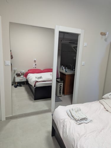 Customer photo review of מראה ללא מסגרת לפי מידה