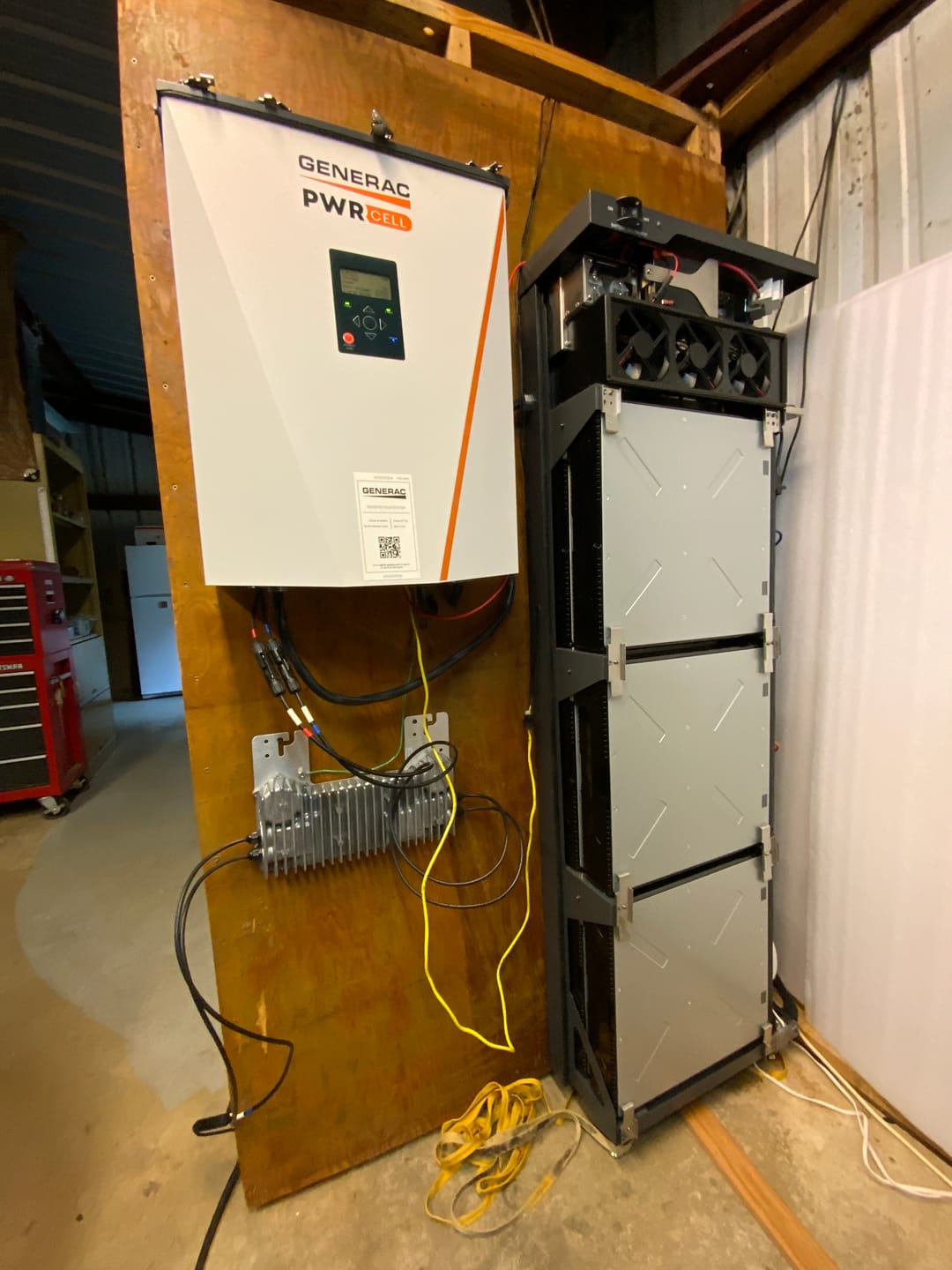 Customer photo review of NEW SEALED Generac BJ-DCB05ZKBG PWRcell 3.0kWh DCB Series Battery Panasonic G0080040