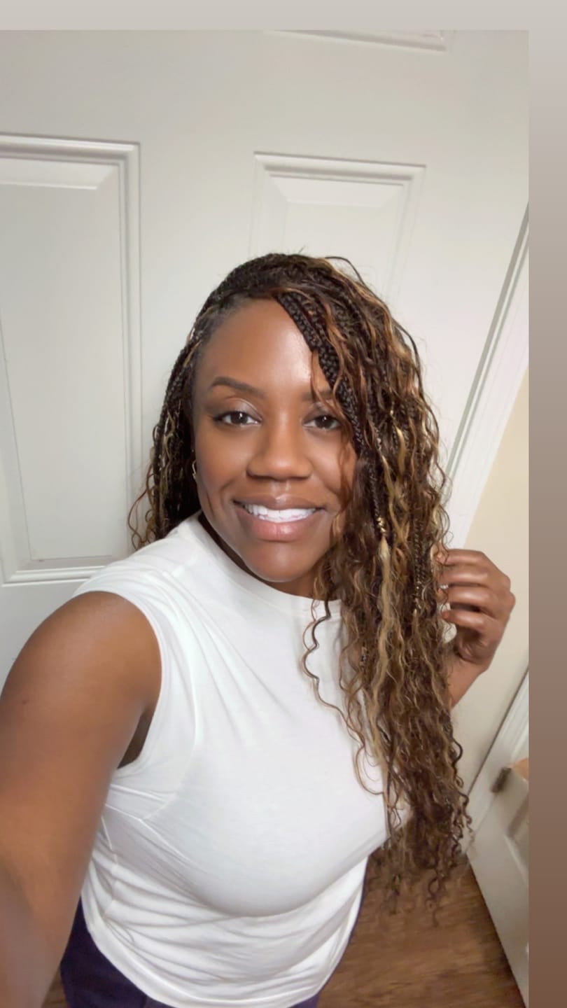 Customer photo review of Multi-Color Bulk Human Braiding Hair Set Deep Wave