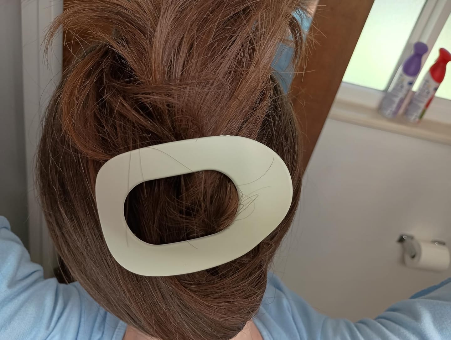 Customer photo review of Clipsy - Flat Claw Clip