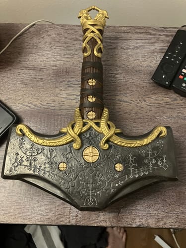 Customer photo review of Mjolnir hammer steel version 26.45lb Glow-in-the-Dark Runes