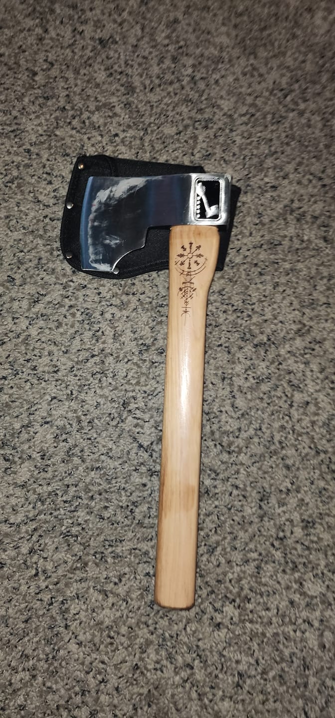 Customer photo review of Berserker Throwing Axe