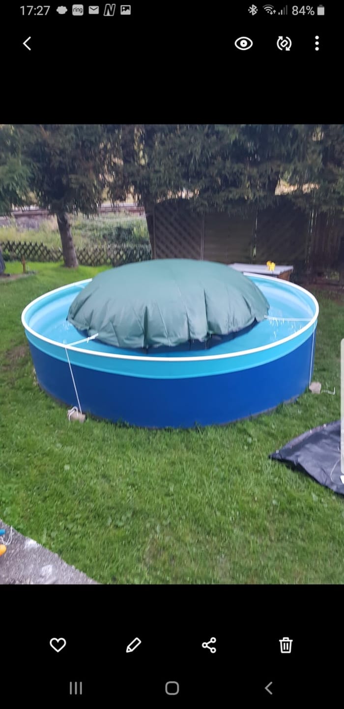 Customer photo review of Planenfux® Poolkissen XXL