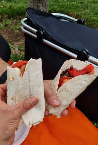 Customer photo review of Canasta de Picnic con Aislante Térmico Viajera Plegable