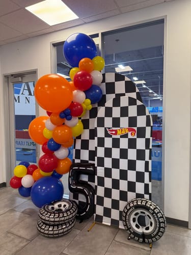 Customer photo review of Custom Balloon Garland Kit