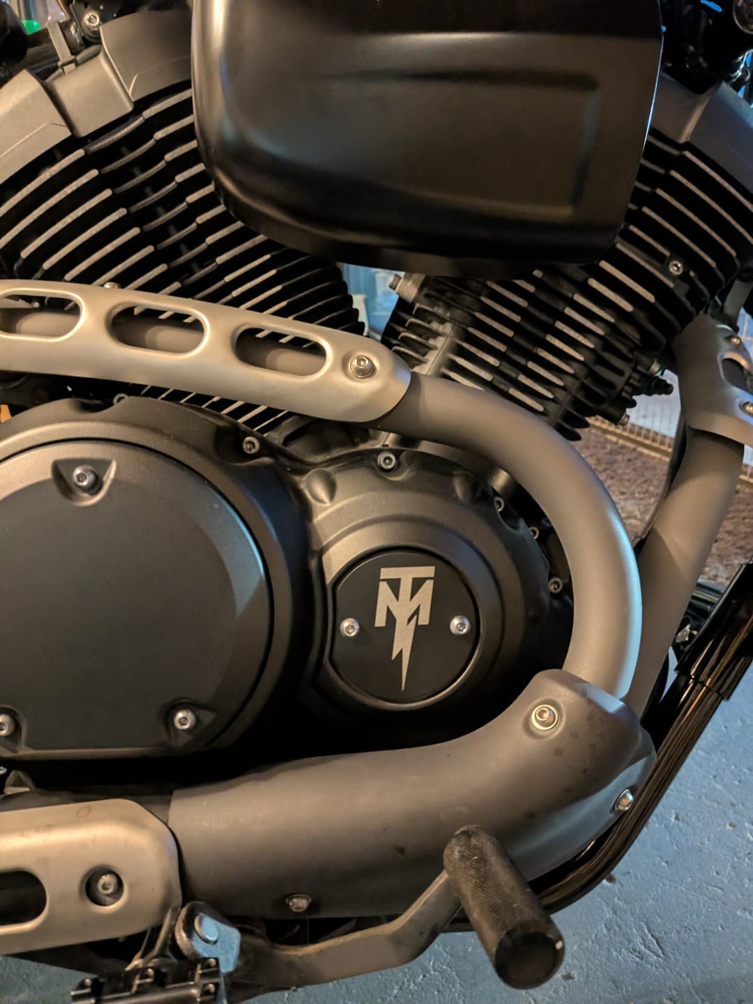 Customer photo review of THM logo engine cover Matte Black