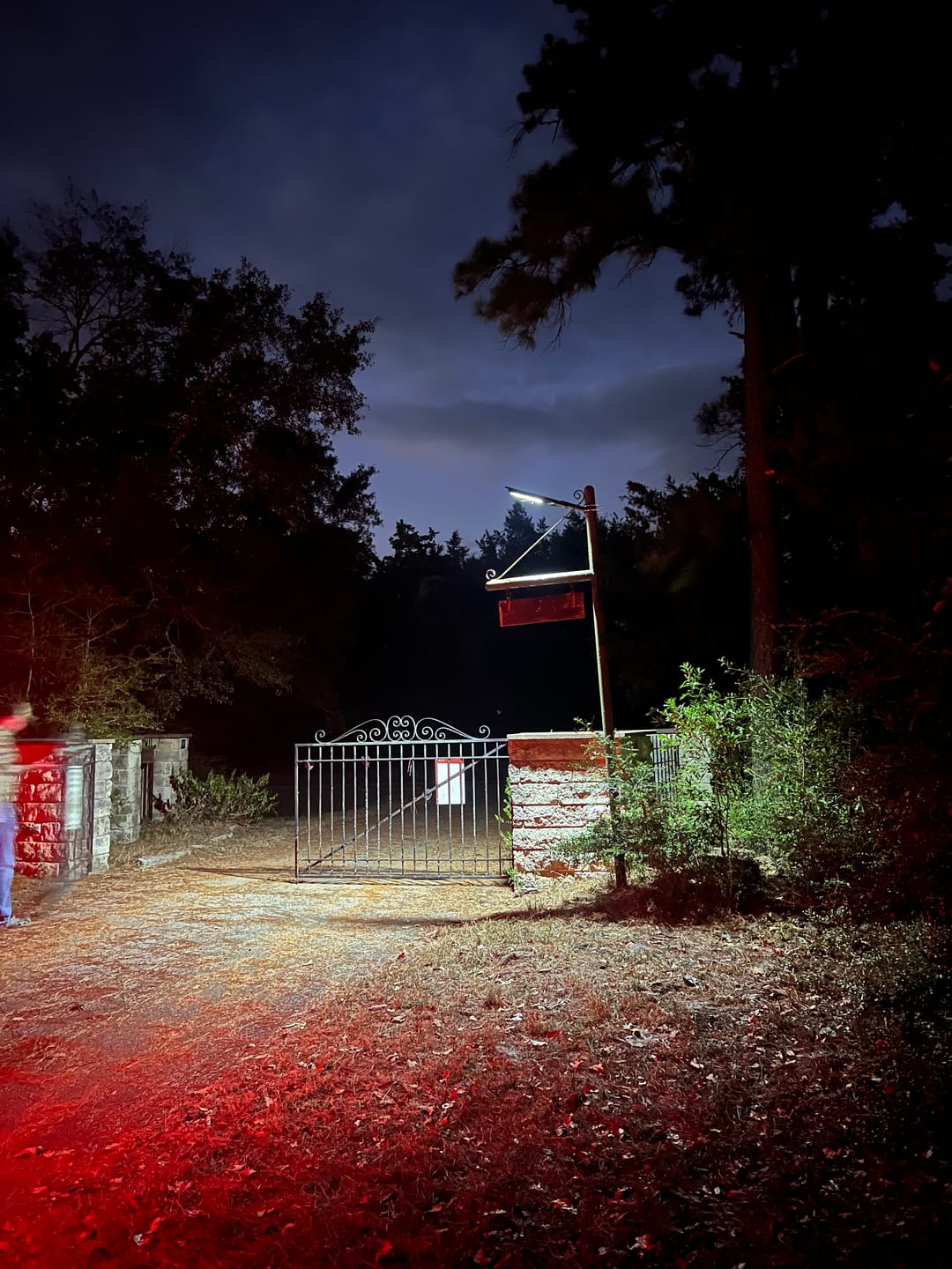 Customer photo review of 150W 200W solar street lights - ES03 Series