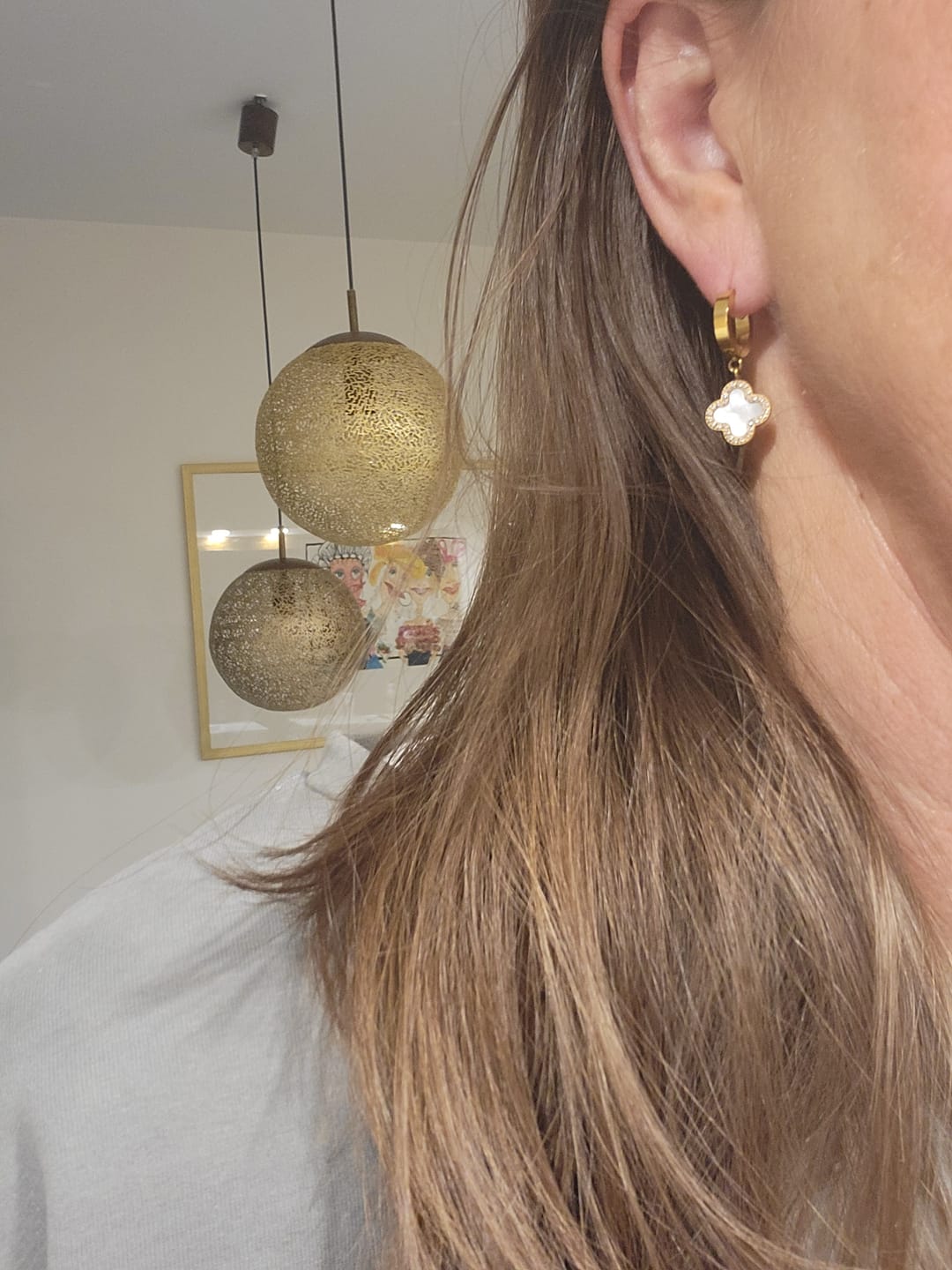 Customer photo review of Glow Clover Ohrringe | 18K vergoldet