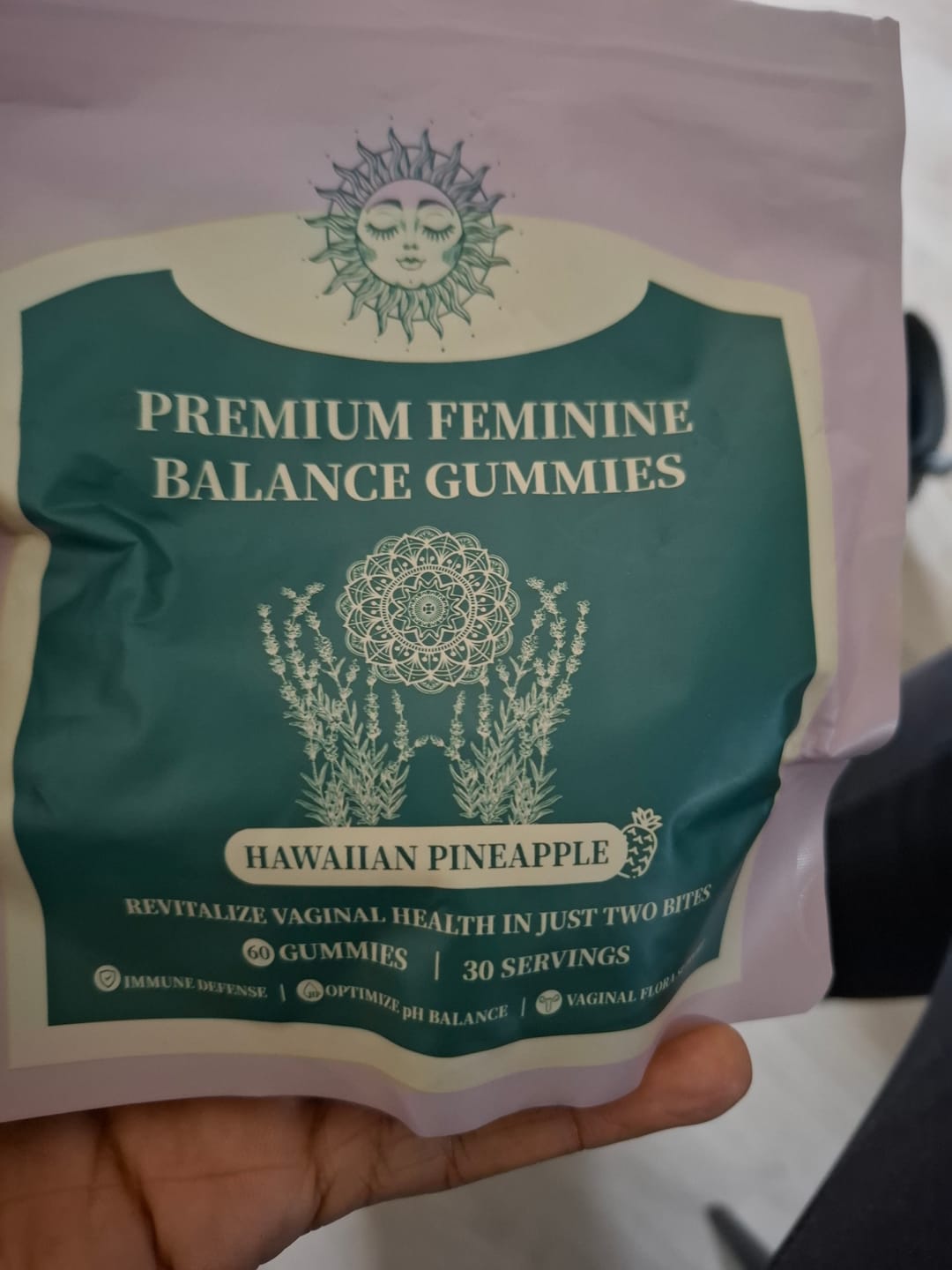 Customer photo review of Pineapple Vaginal Probiotic Gummies - pH Balance & Freshness Support