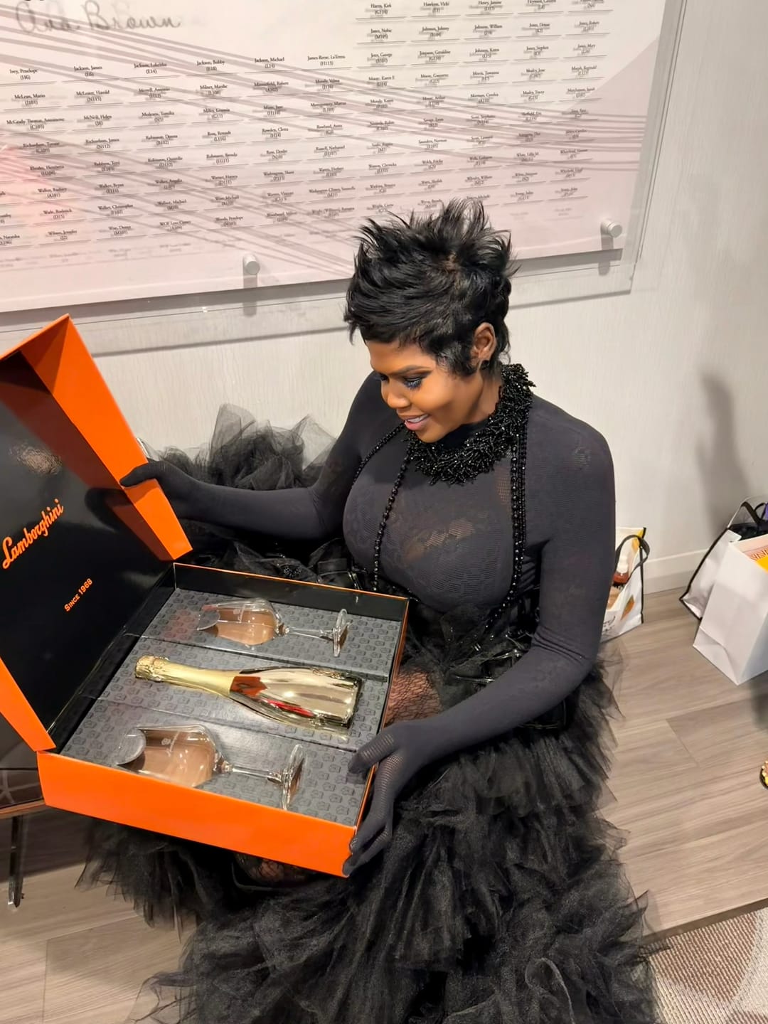 Customer photo review of Lamborghini Oro Vino Spumante with Gift Set
