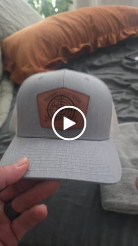Customer video review of Custom Leather Patch Beanie SP12 - Sportsman