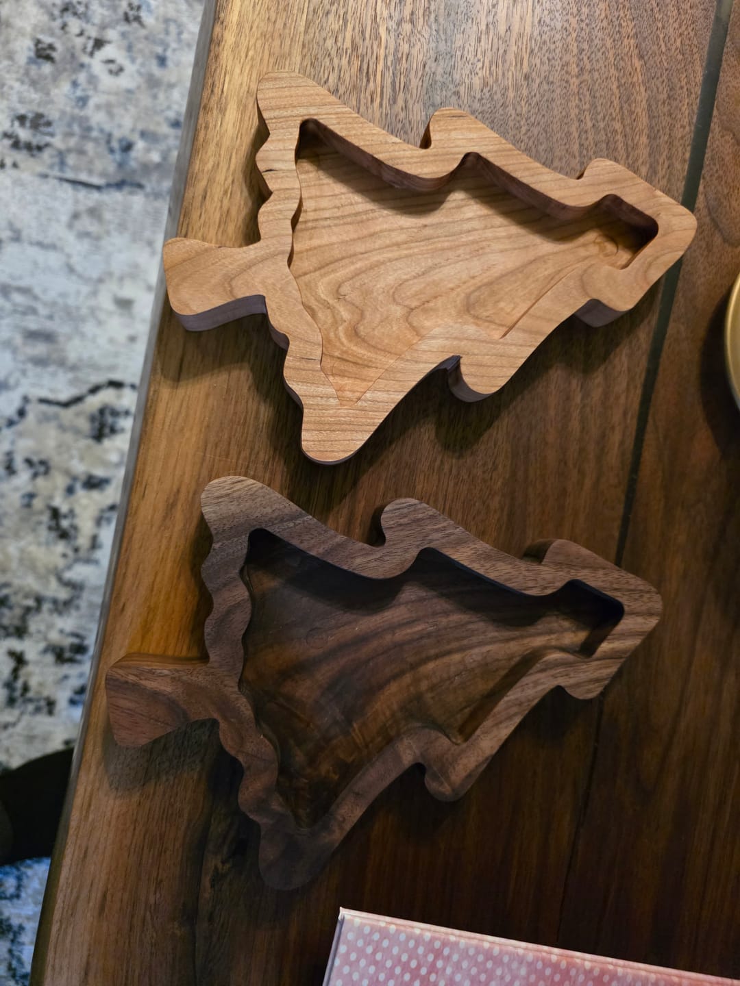 Customer photo review of 9.0x6.5" Christmas Tree Tray 1 Acrylic Router Template [Limited Edition]