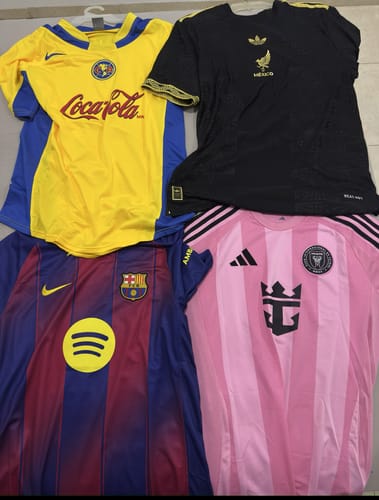 Customer photo review of Real Madrid 17/18 Local Ronaldo - Manga Larga