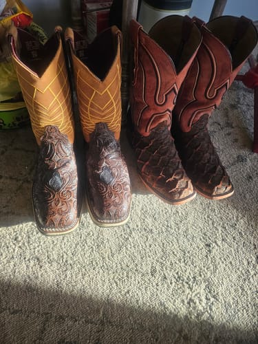 Customer photo review of TBR Brown Hand-Tooled Leather Boots With 3D Lightweight Sole - Composite Toe