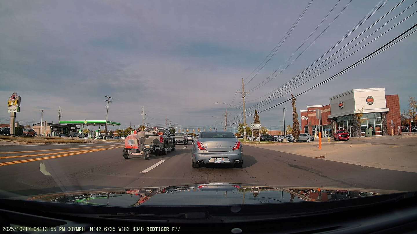 Customer photo review of F77 STARVIS 2 4K+4K Dual IMX678 Voice Control 5.8GHz High Speed WIFI Dash Cam