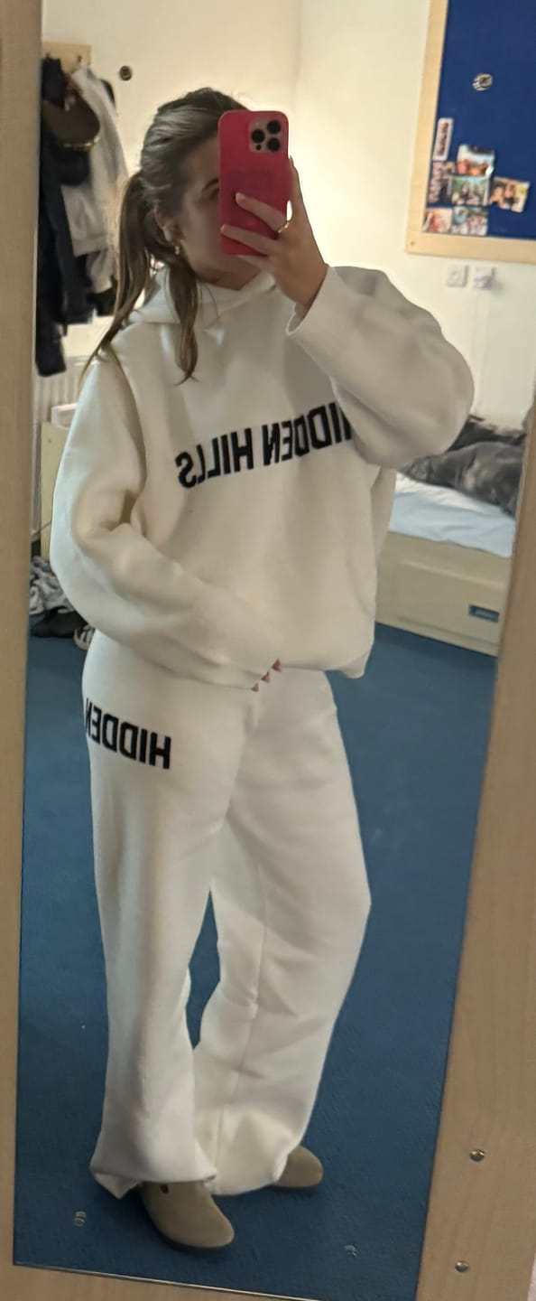 Customer photo review of KNIT HOODIE OFF WHITE