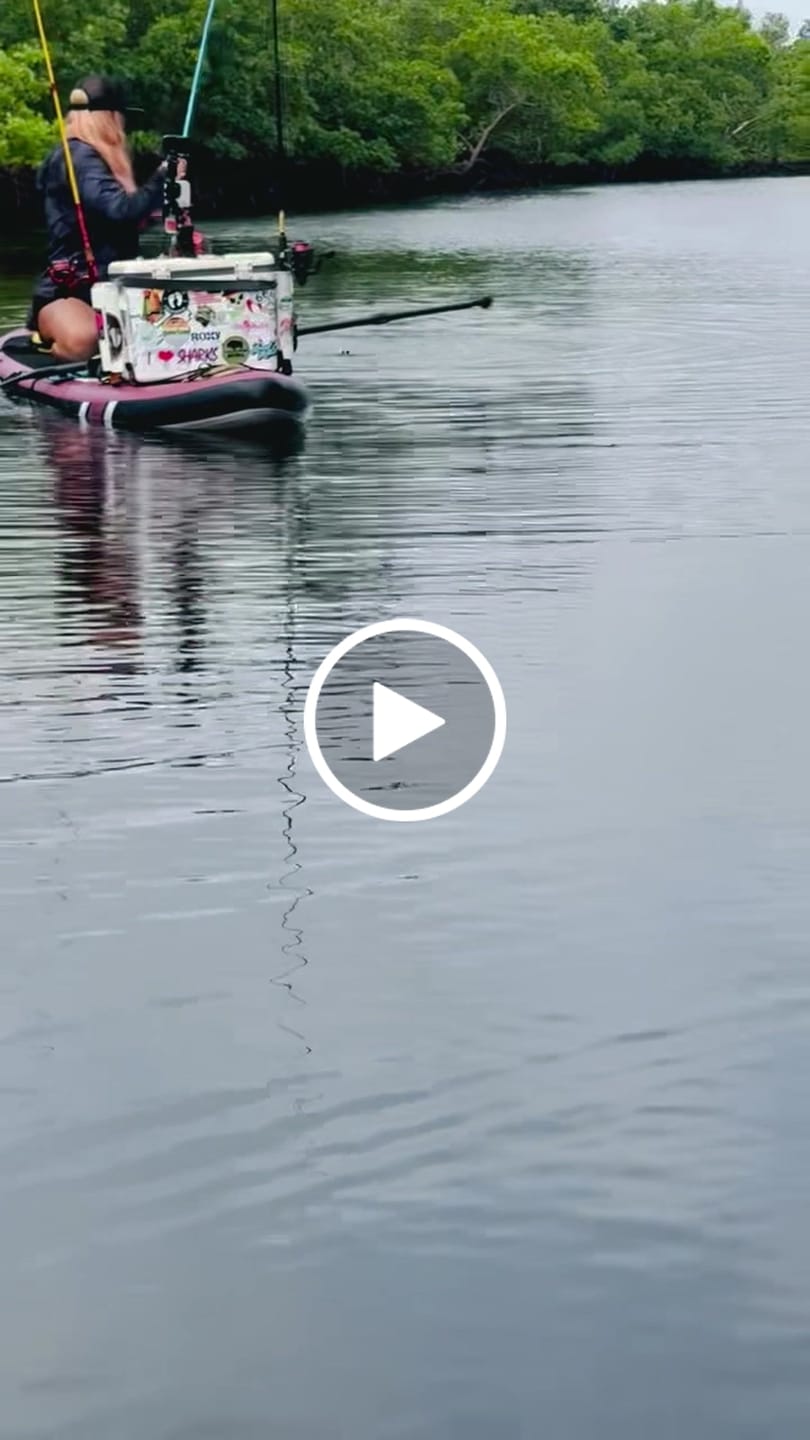 Customer video review of Long Sleeve Hooded Performance Fishing Shirt