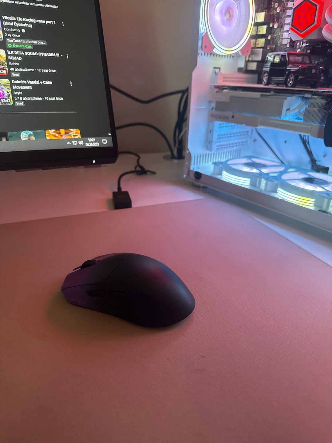 Customer photo review of Lamzu Maya X Wireless Mouse