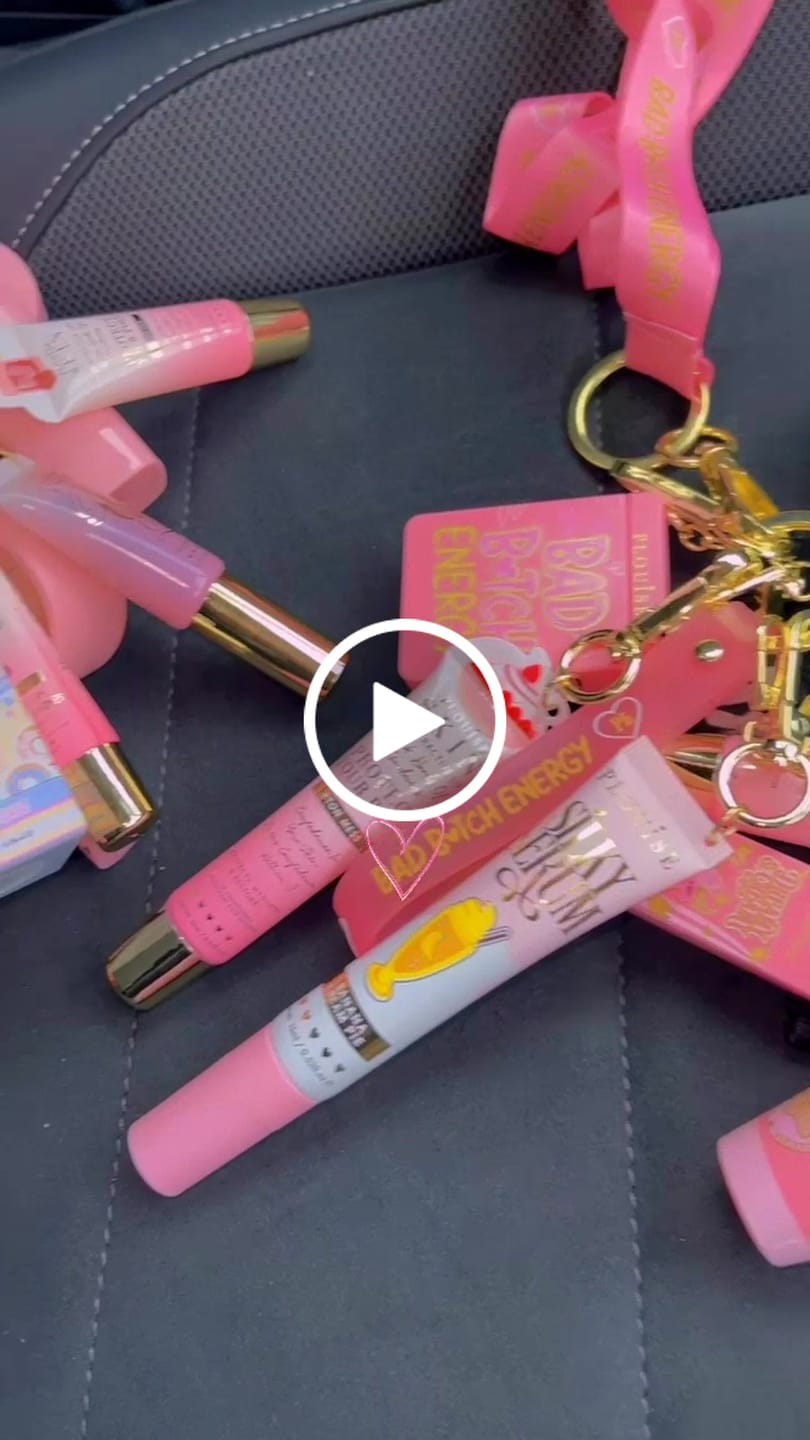 วิดีโอรีวิวจากลูกค้าของ P. Louise You're So Charming Keyring Charms