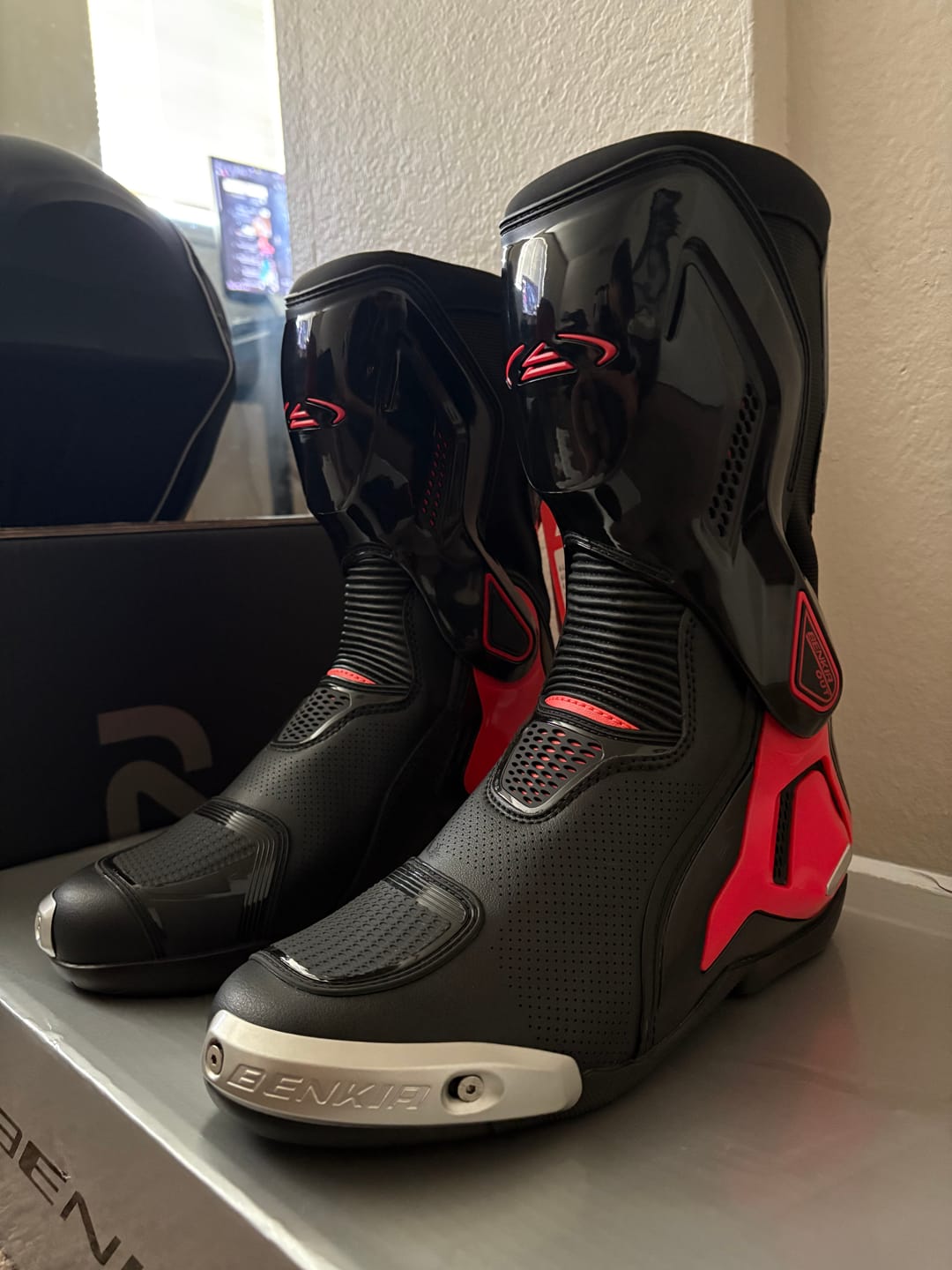 Customer photo review of Allgoal Motorcycle Riding Boots Black/Red