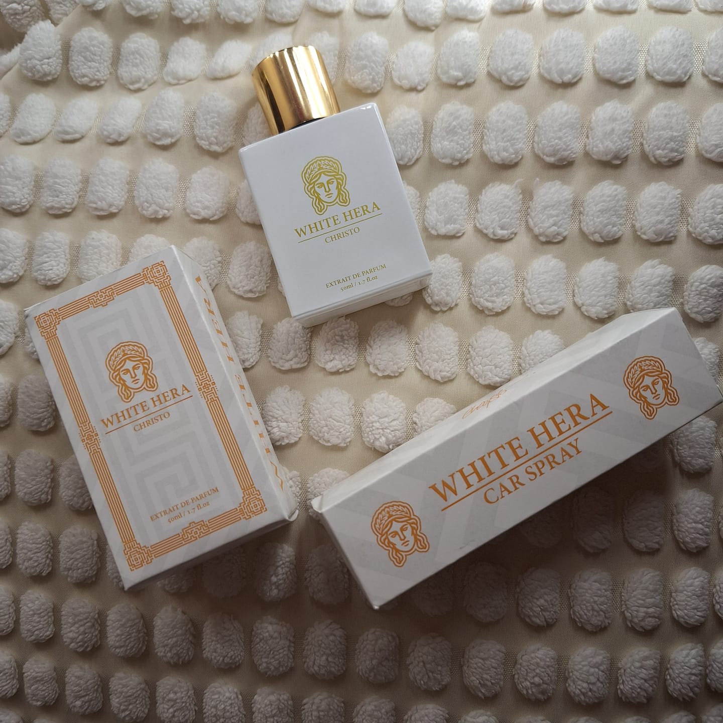 Customer photo review of WHITE HERA - Damen Parfum
