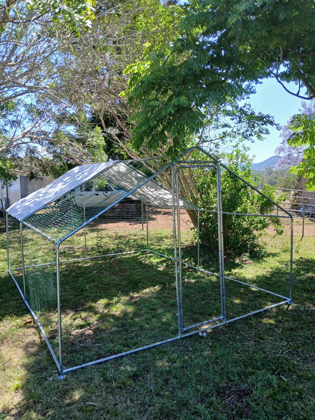 Customer photo review of Outdoor Dog Kennel with Roof 3m x 4m