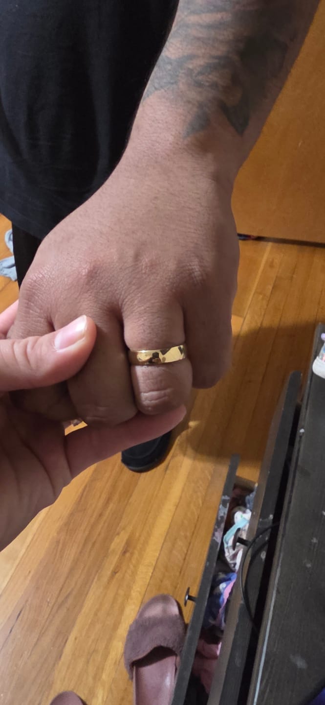 Customer photo review of Simple Band Ring