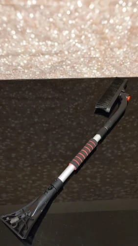 Customer photo review of Extendable Snow Shovel & Ice Scraper