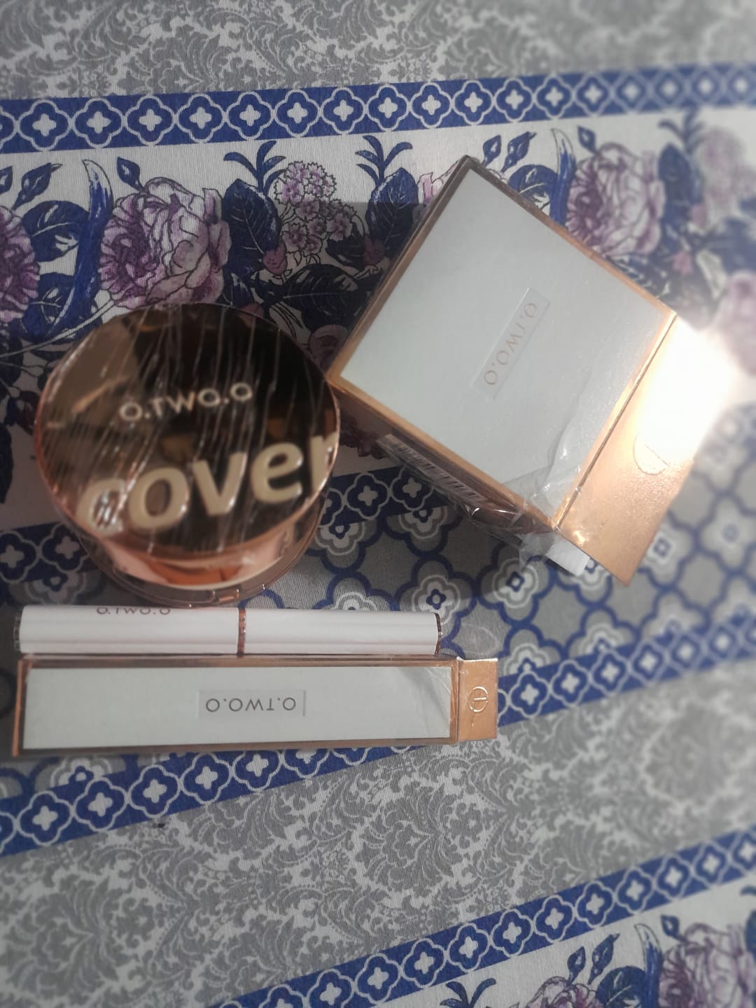 Customer photo review of O.TWO.O ALL DAY SOFT FOCUS POWDER AND CUSHION CREAM