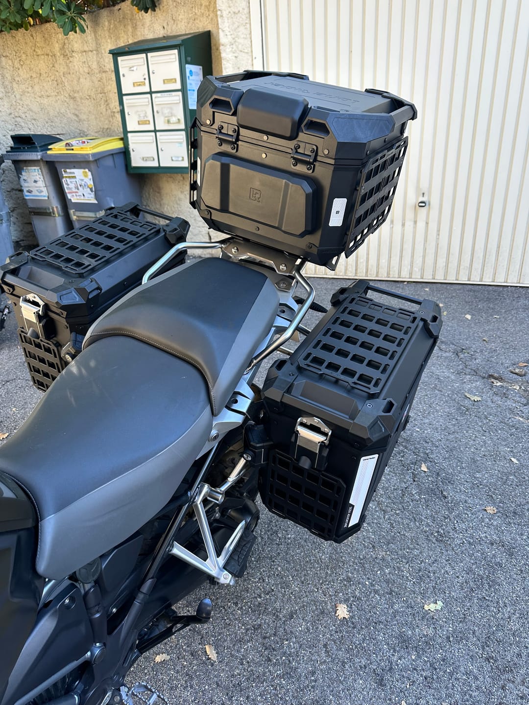 Customer photo review of MotoCase – The Ultimate Top Case