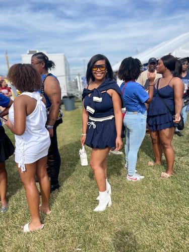 Customer photo review of V-Neck Overhead Shirt