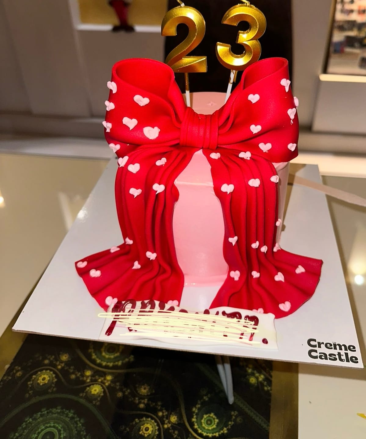 Customer photo review of Vintage Bow n Ribbon Cake