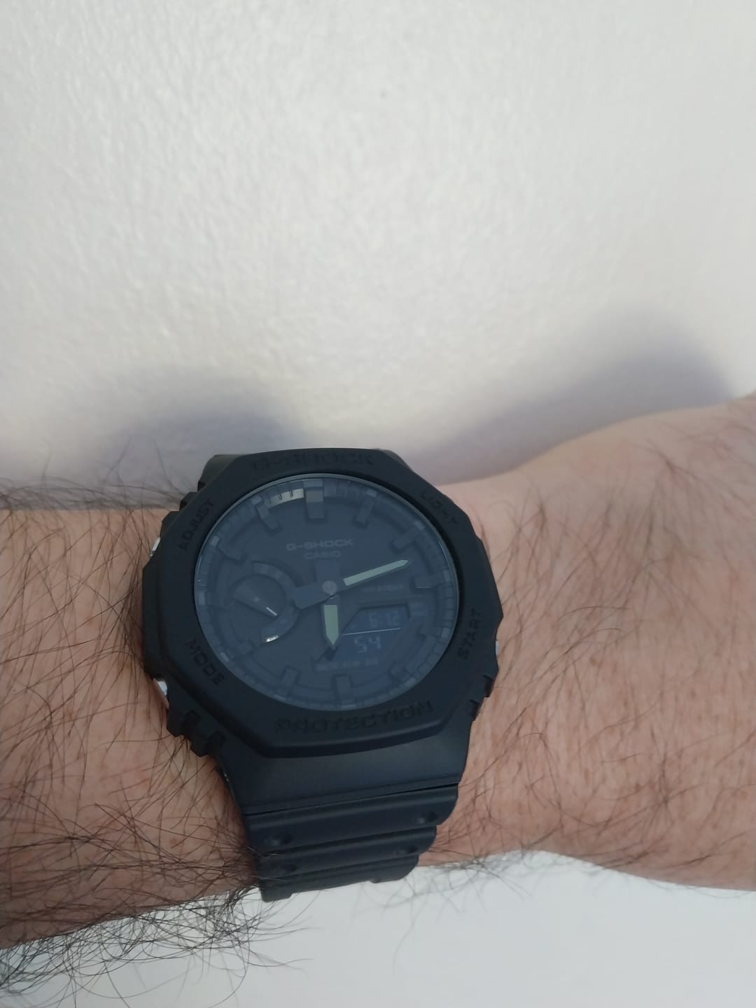 Customer photo review of Reloj Casio G-Shock Royal Oak "Casioak" GA-2100-1A1 Carbon Core Negro