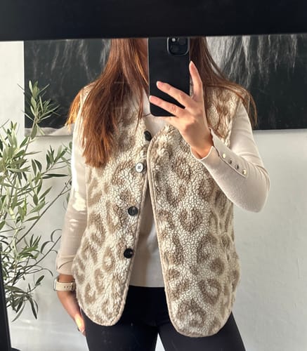 Customer photo review of Leo Teddy Weste - Beige/Taupe