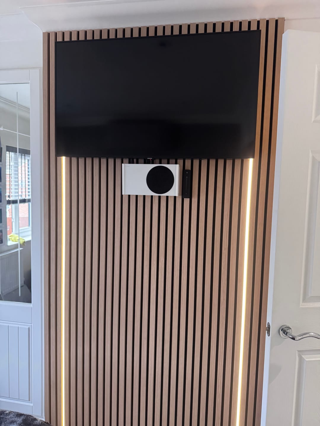 Customer photo review of Wooden Wall Panel | Natural Oak | Premium 3-sided Wood Veneer