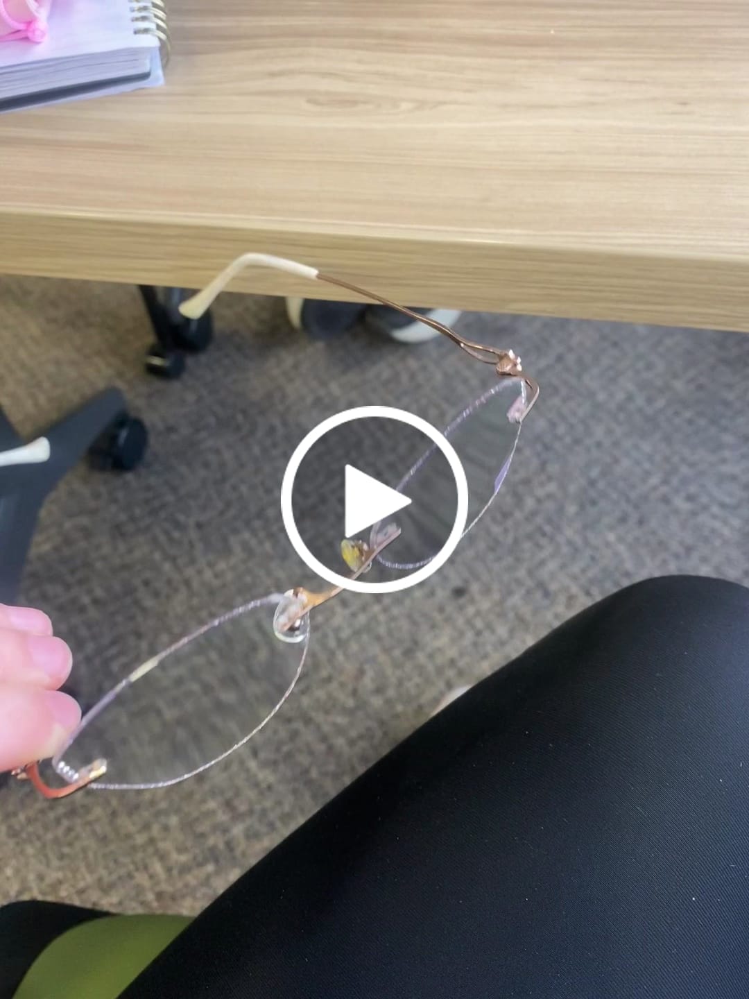 Customer video review of Daisy Eyeglasses